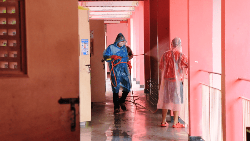 Coronavirus chiang mai school