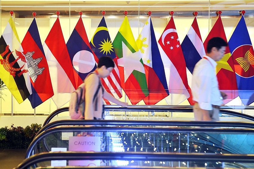 ASEAN,U.S., BUSINESS