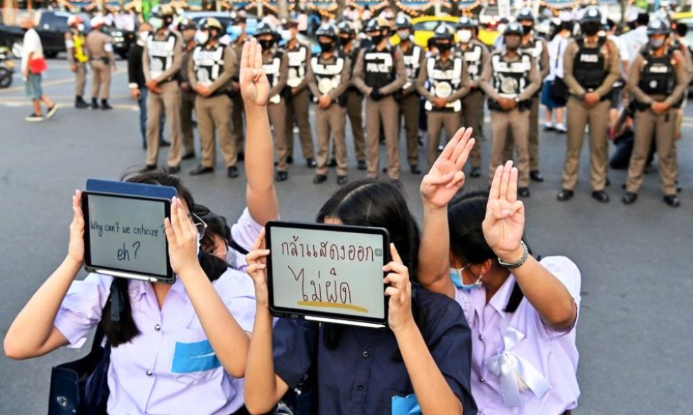 Prime Minister, Thailand, Facebook, Protesters, Crackdown