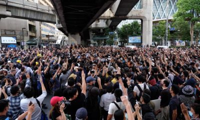 demonstrators, Anti-Government Protesters Defy Prime Minister in Bangkok