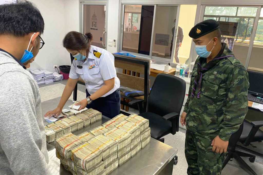 Parcel Containing Millions of Rupees Discovered on Bus to Chiang Rai