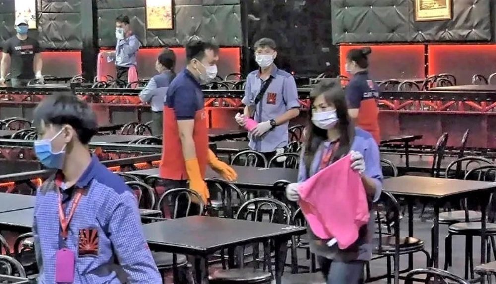 Bangkok Orders Lockdown on Entertainment Venues to Contain Covid-19