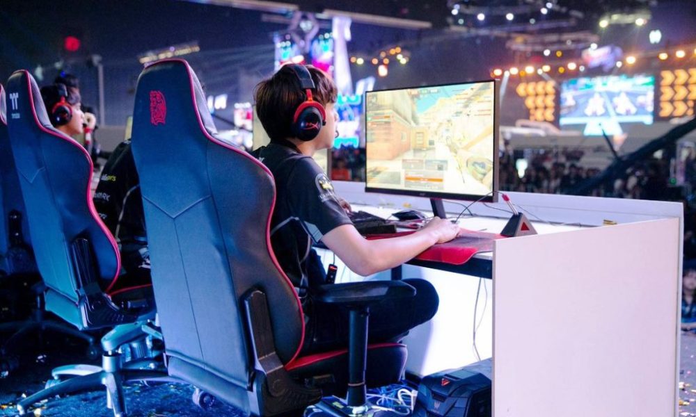 Esports Organizations: Investment and Competition