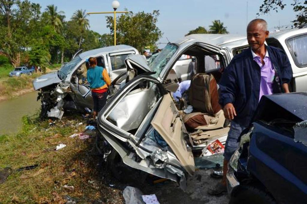 First Day of Thai New Years Holiday Claims 43 Lives in 414 Road Accidents