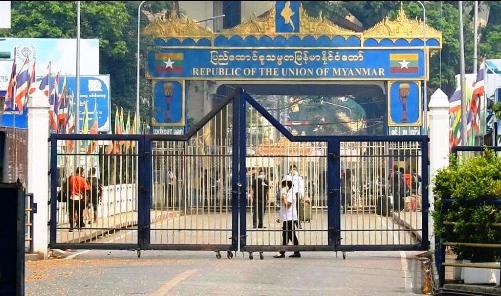 Border Alert Issued in Chiang Rai Over Anti-Coup Rally in Tachilek