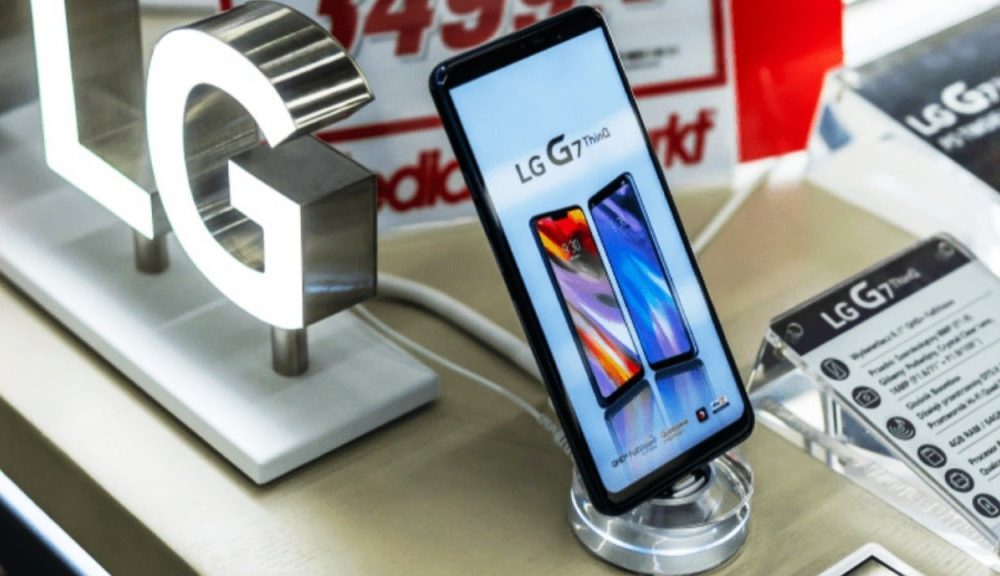 LG Electronics Closes its Mobile Division after Losing Billions
