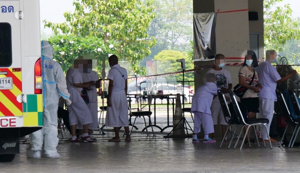 Dharma Centre in Chiang Mai Closed after 20 Nuns Contract Covid-19