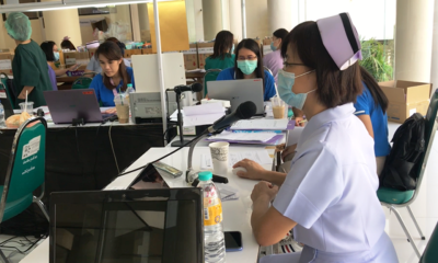 ‘Golden Voiced Nurse’ Gains Fans at Chiang Mai Covid Field Hospital