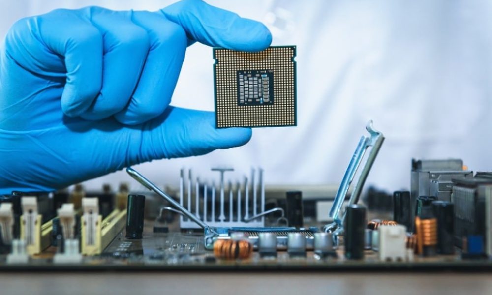 Bad News for Tech as Semiconductor Shortages Continue