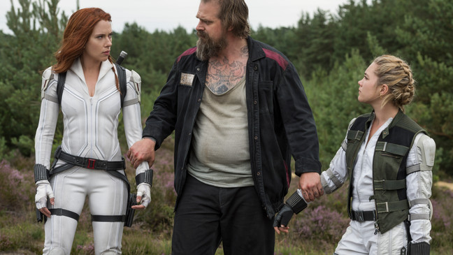 Black Widow/Natasha Romanoff (Scarlett Johansson), Alexei (David Harbour) and Yelena (Florence Pugh) in Marvel Studios