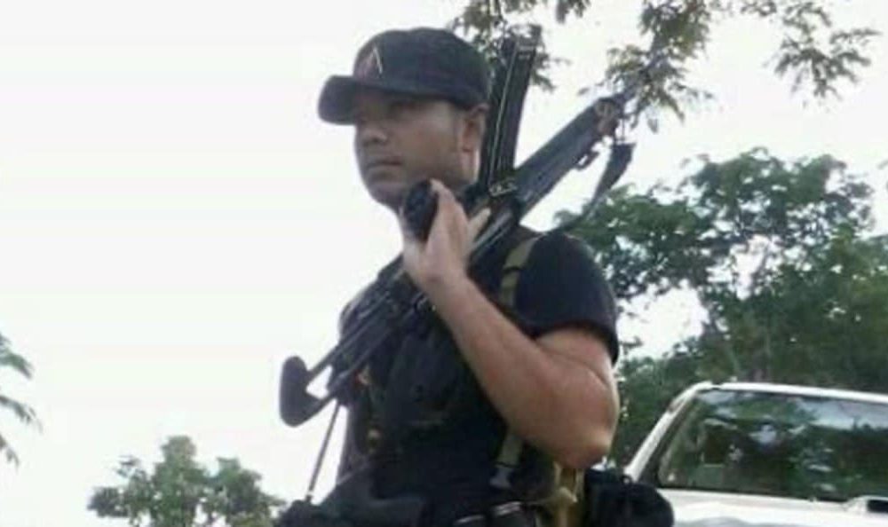 police-thailand-M16