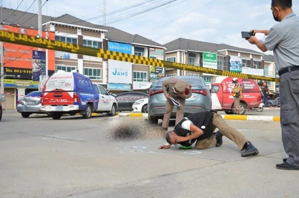 27-Year-Old Man Dies in a Hail of Bullets Trying to Flee Gunman