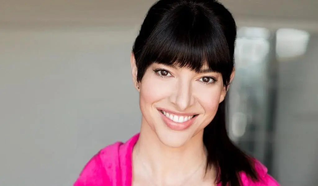Lindsey Pearlman