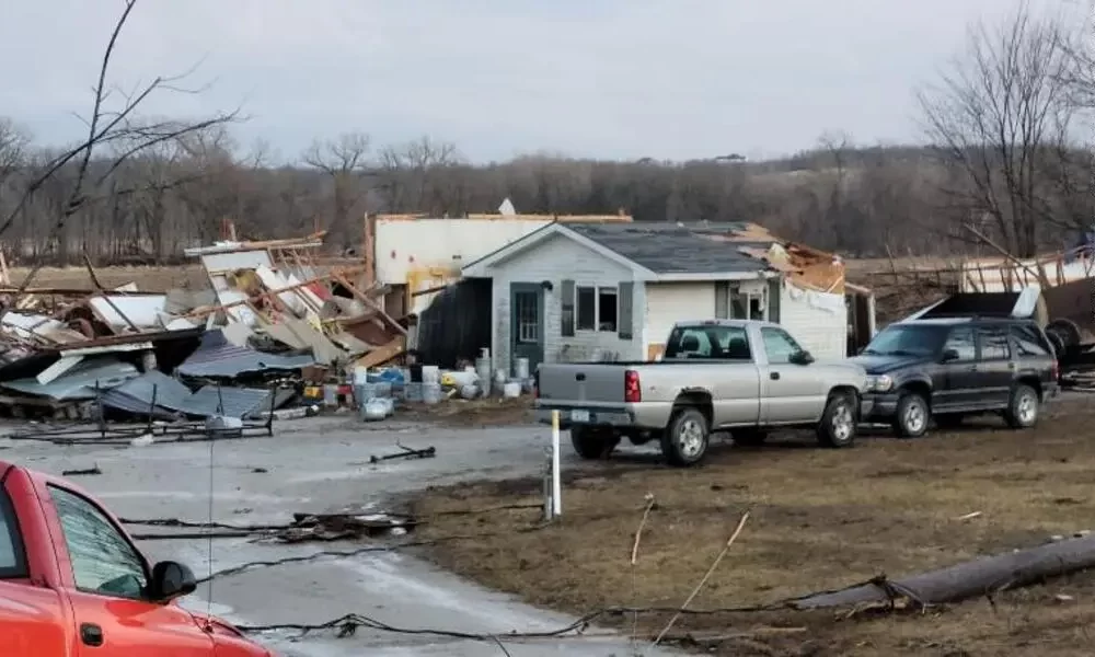 2 Children, Including 6 People Killed By A Tornado Near Des Moines