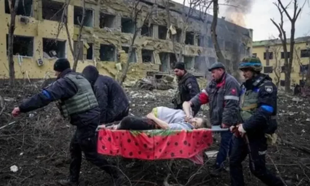 Ukraine Maternity Hospital Hit By An Airstrike, 17 Reported Hurt