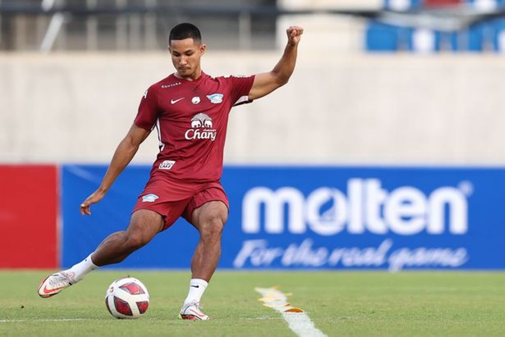 World's Richest Soccer Player Shines in Thai T1 League