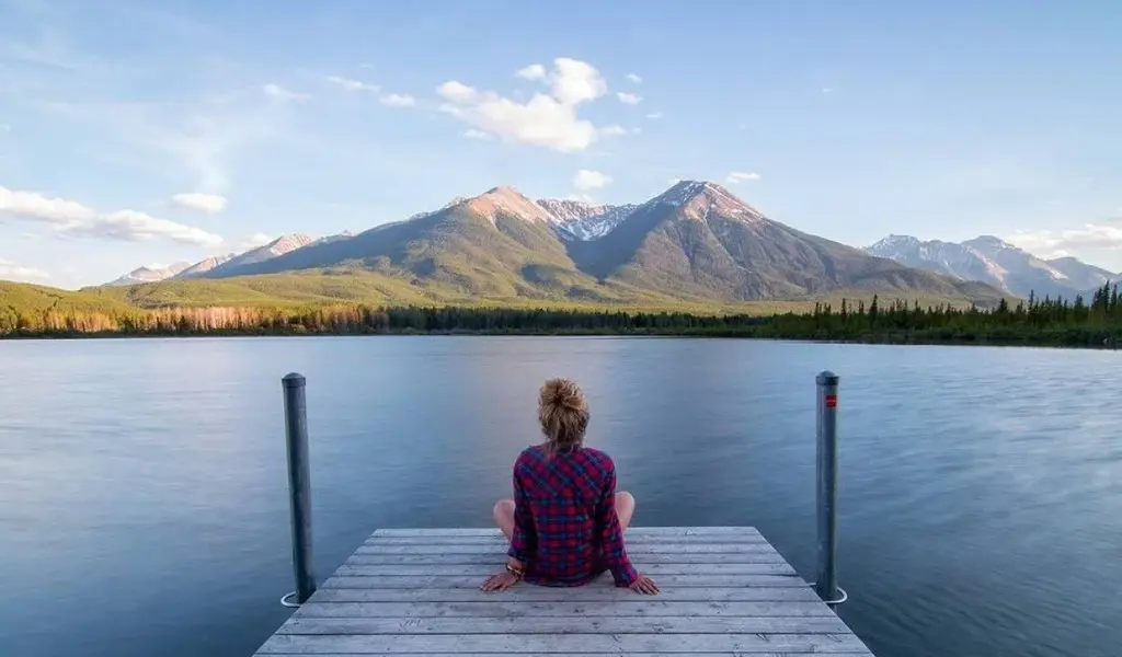 Perfect Vacation by the Lake