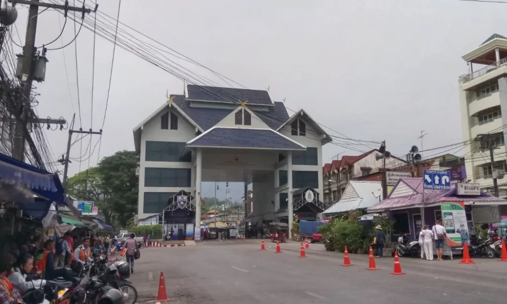 border checkpoints mae sai chiang rai