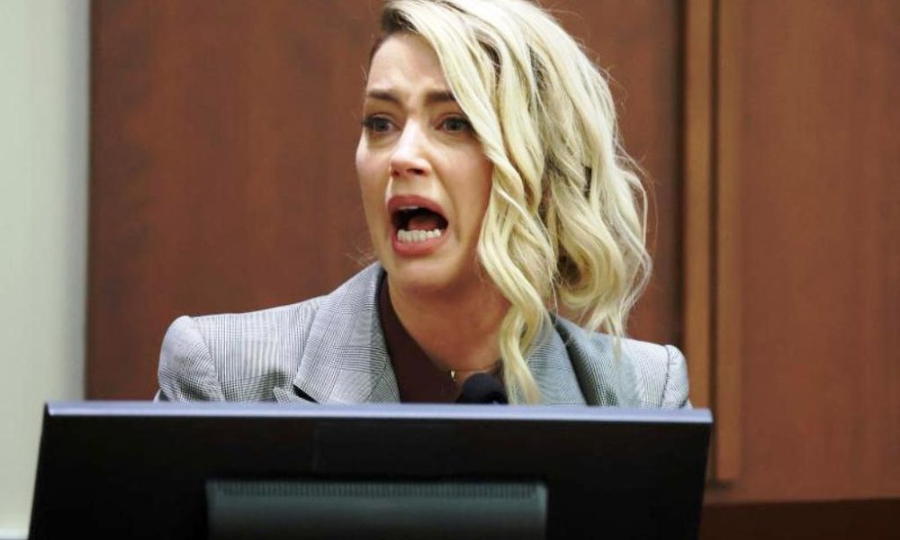 Amber Heard Told to "Stop Playing the Victim"