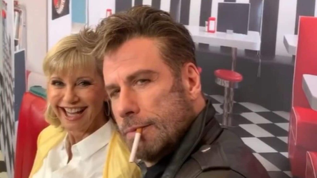 John Travolta Pat Tribute to Olivia Newton-John 