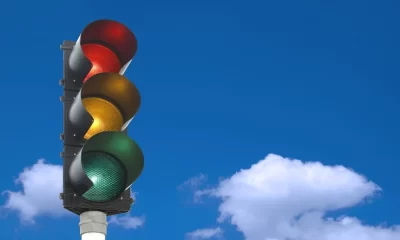 How to Manage the Traffic Light Control System