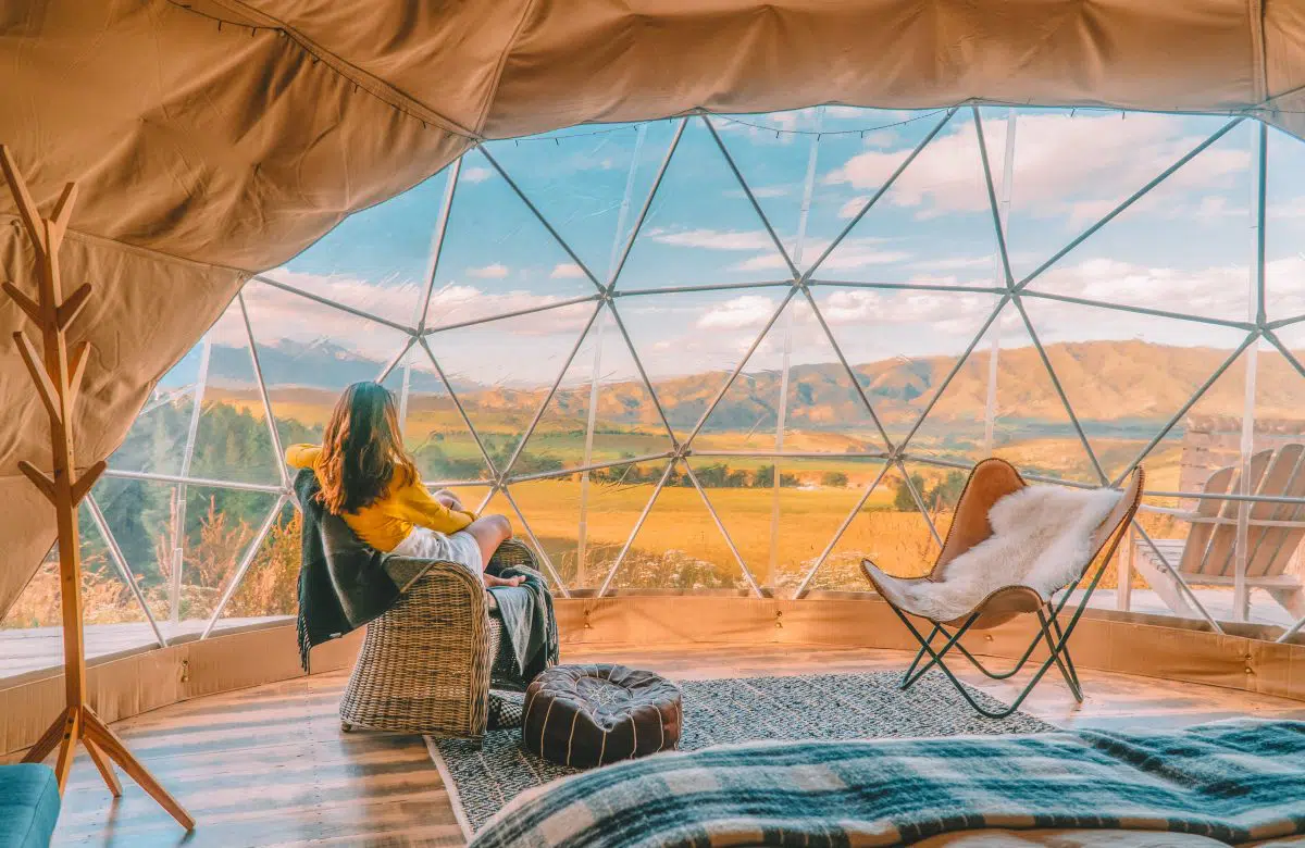 5 Reasons Glamping is More Fun than Regular Camping