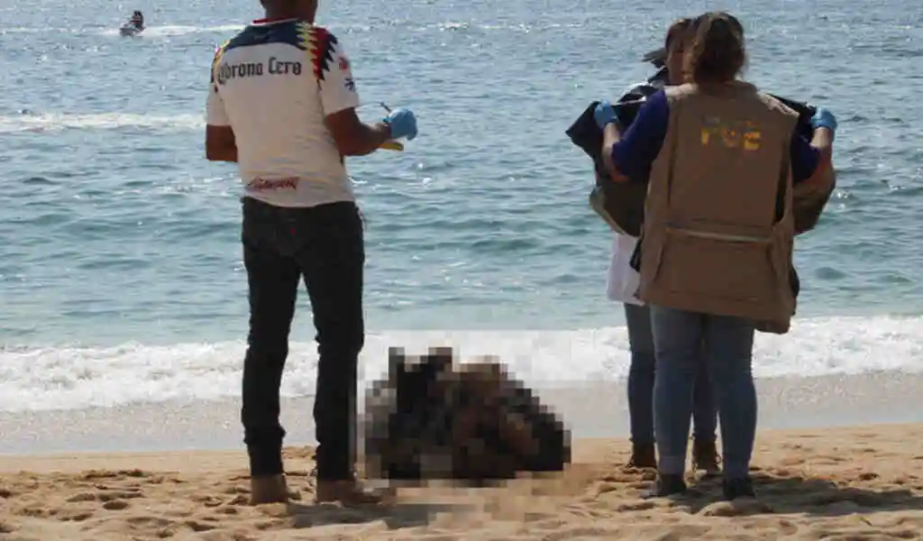 Mexico Beachgoers Find 3 Dead Bodies Washed Up With Torture Marks