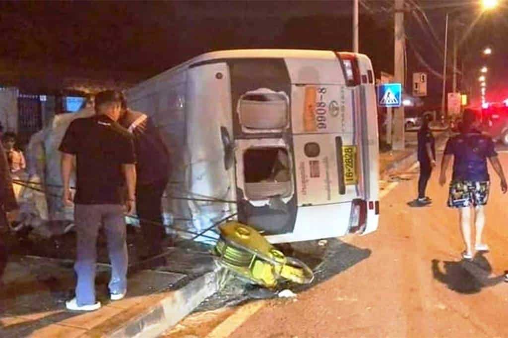 Crane Truck Crashed into Minibus