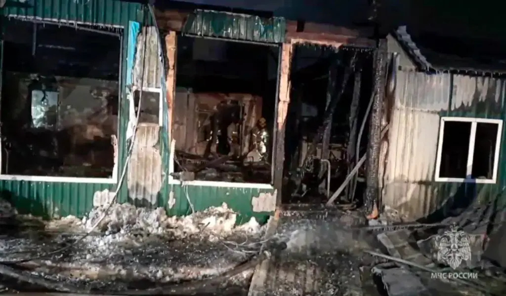 Fire Kills 22 At Illegal Shelter In Russia