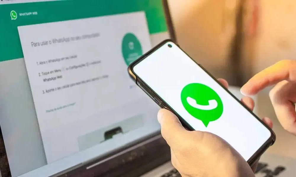 Users Of WhatsApp Desktop Can Now Access Status From Chat List