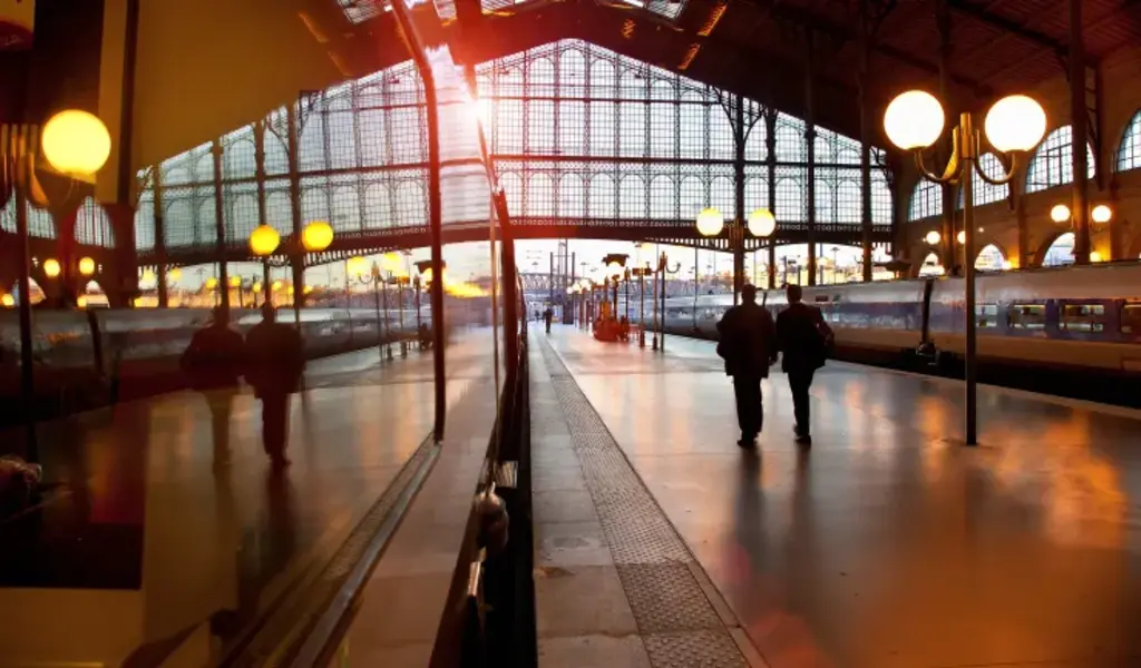 6 People Wounded By A Gunman At Paris Gare Du Nord Station