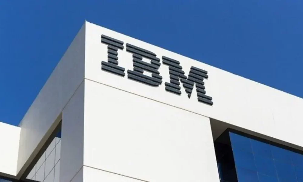 IBM Cuts 3,900 Jobs, Misses Cash Goal