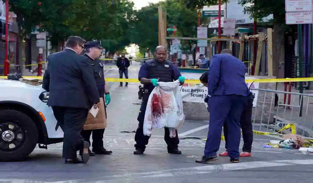 Philadelphia Security Officer Shoots Armed Suspect Outside Federal Courthouse