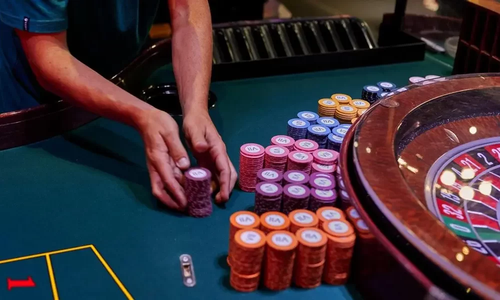 The UK Government Benefits from a 15% Levy on Gambling Sites – Will the Thai Government Ever Legalise Online Gambling and Follow Suit?