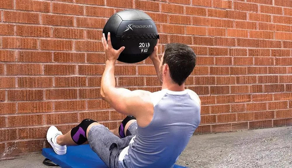 7 Reasons Why a Slam Ball is Beneficial During Workouts