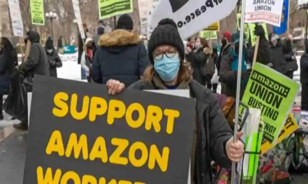 'Amazon.Com UK Strike Could Cost £2mln'