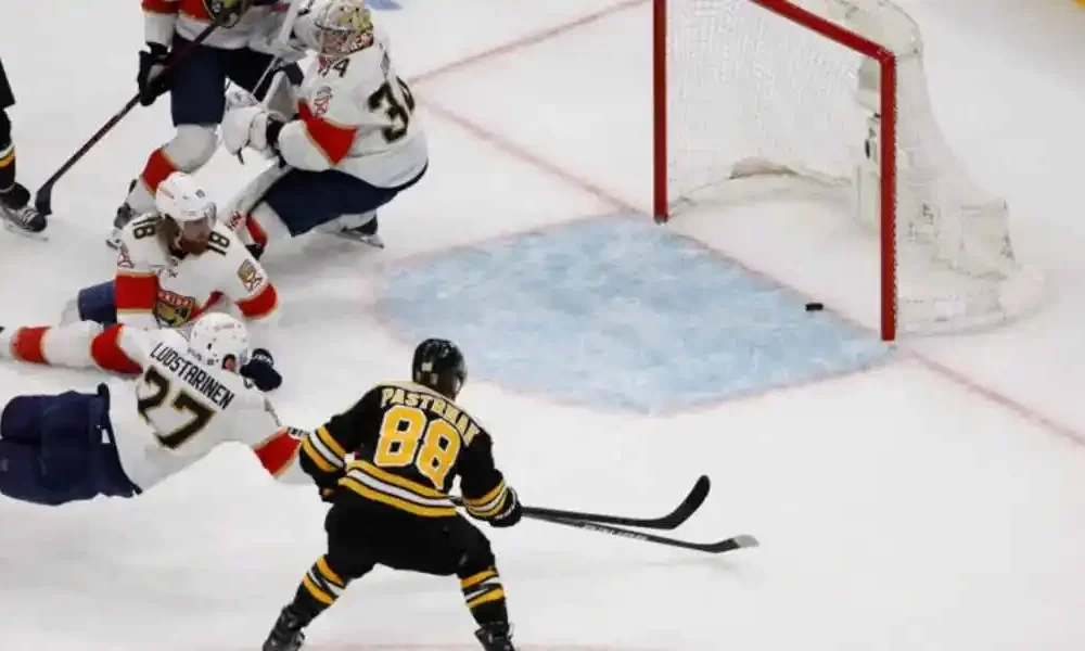 Bruins Beat Panthers 3-1 In Game 1 Thanks To David Pastrnak