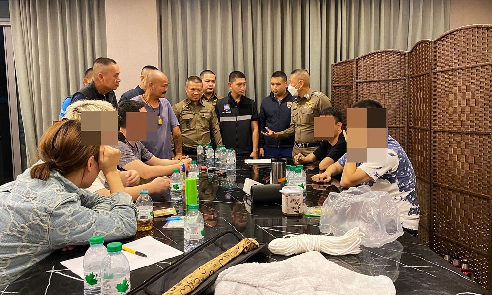 Thai Immigration Arrested 5 Chinese Nationals