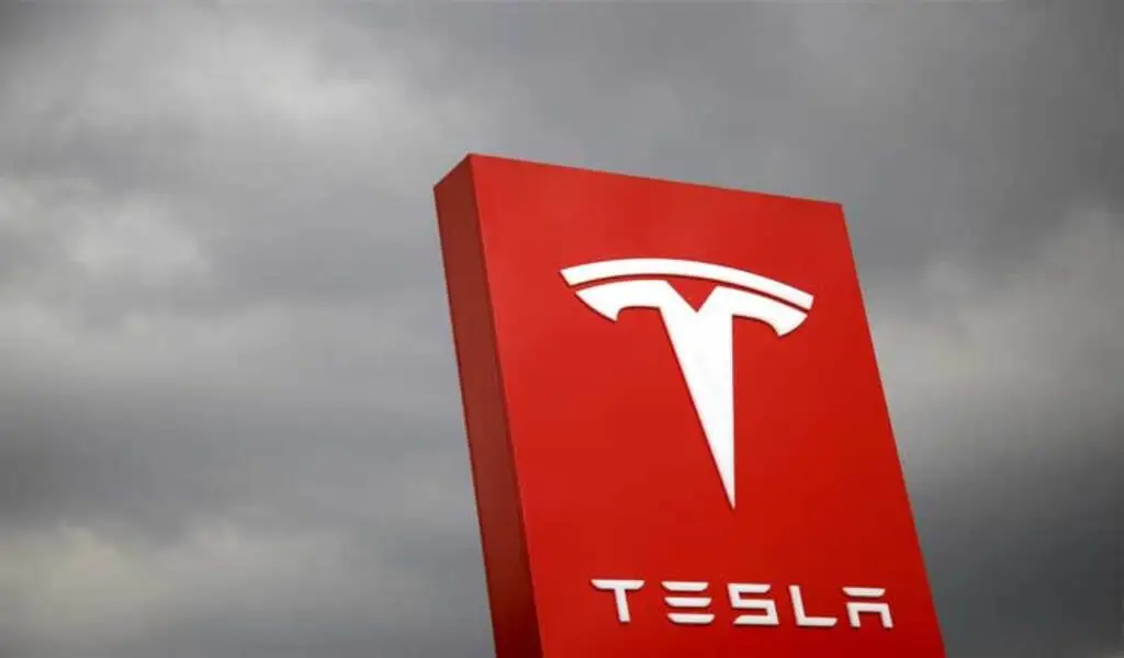 By 2025, Tesla's Texas Lithium Refinery Will Power 1M Electric Cars