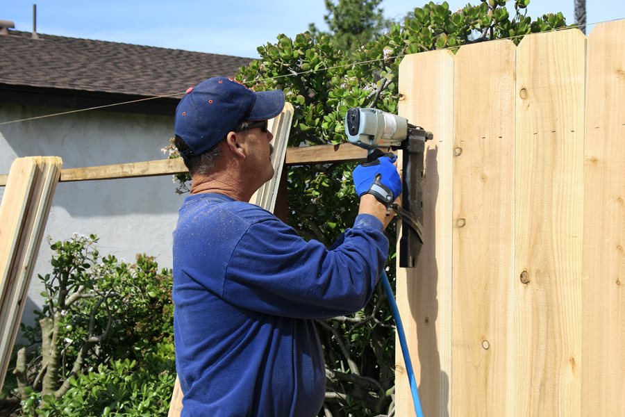 Top 3 Tips for the Installation of a Wooden Fence