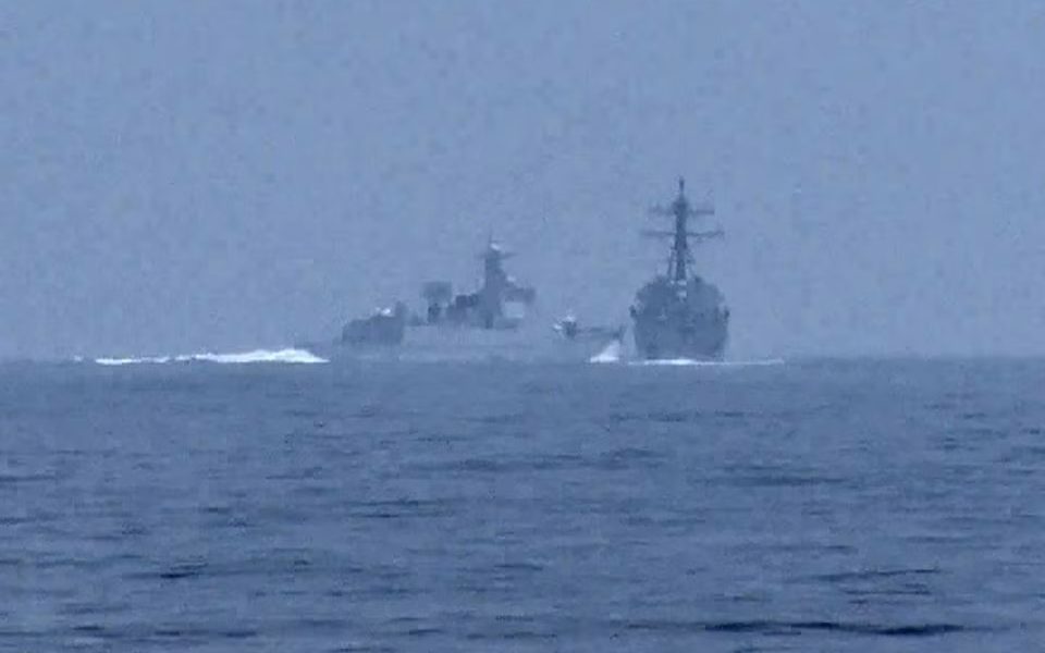 Chinese Warship Taunts US Destroyer in the Taiwan Strait