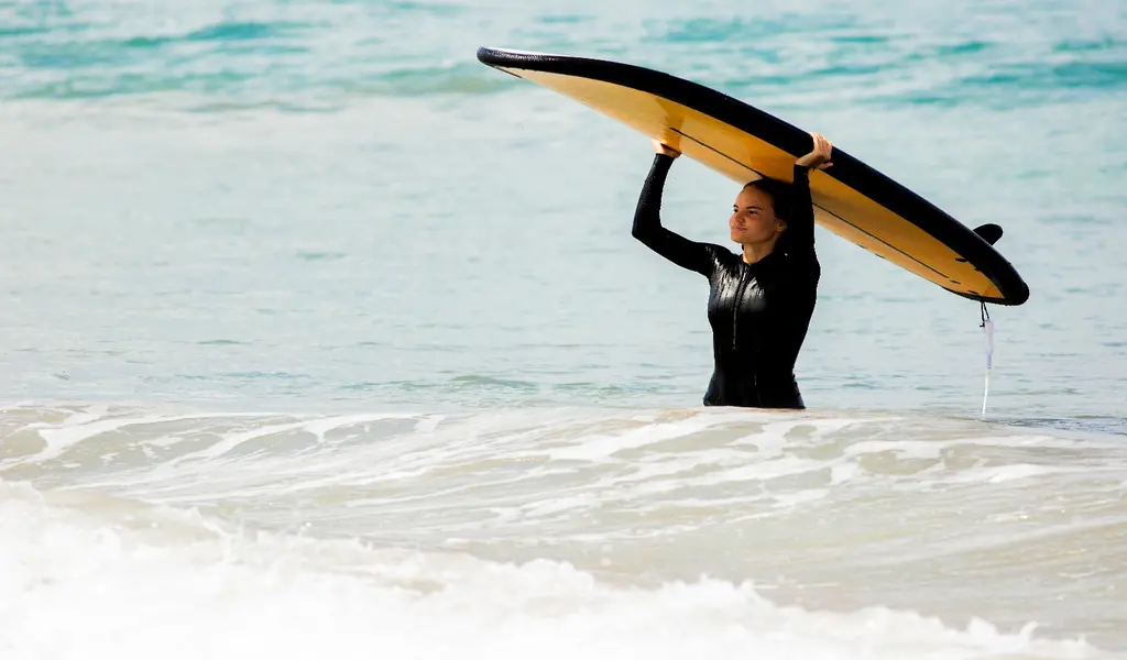 Riding the Waves in Style: The Carbon Fiber Jet Surfboard