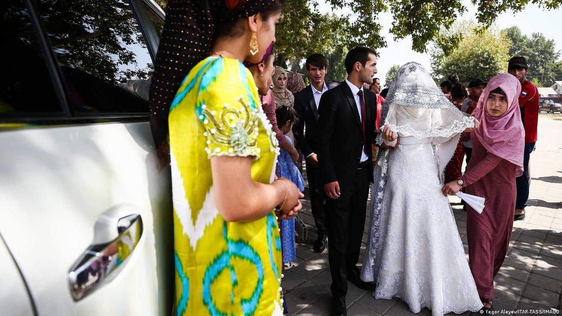 Women Choosing Polygamous Marriages in Tajikistan