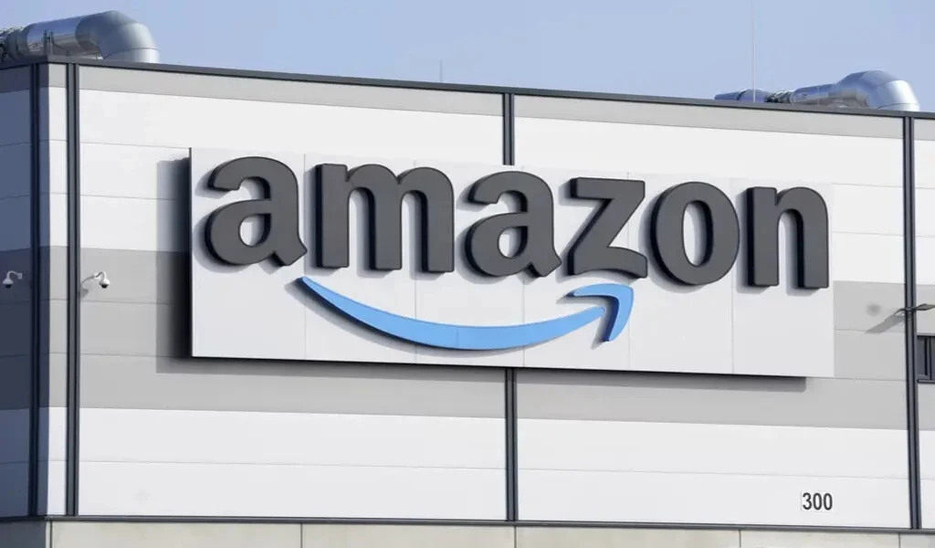 Contractors And Amazon Sued Over Nooses Found In Connecticut