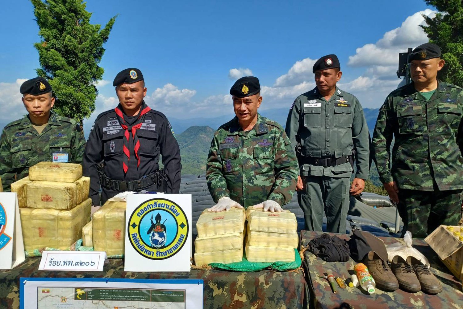 Firefight in Chiang Mai Leads to Soldiers Seizing Heroin and Methamphetamine from Drug Runners