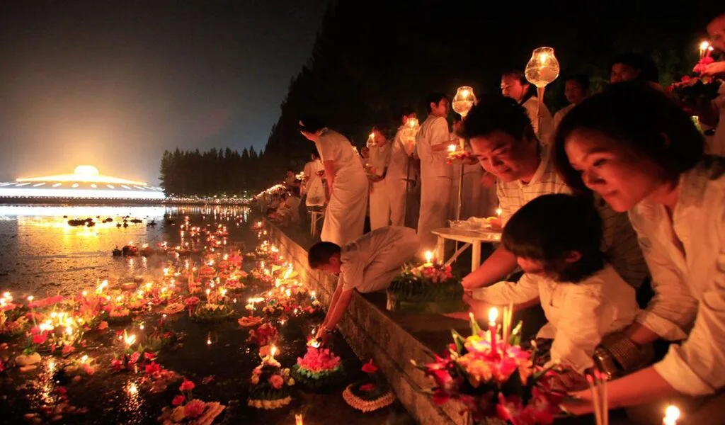 Loy Krathong Festival 2023 A Spectacular Celebration in Bangkok's Public Parks