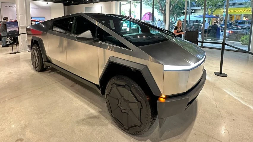 Tesla Cybertruck