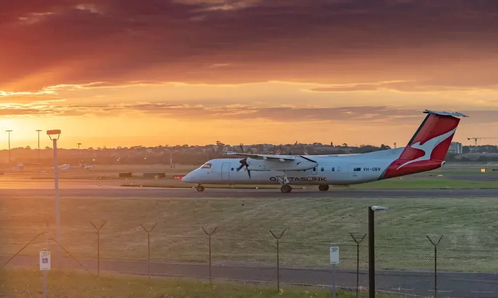 Qantas Flight Detained After Alleged Attack On Air Hostess Passengers