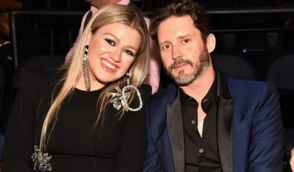 Kelly Clarkson Reveals Truth About Marriage To Brandon Blackstock.