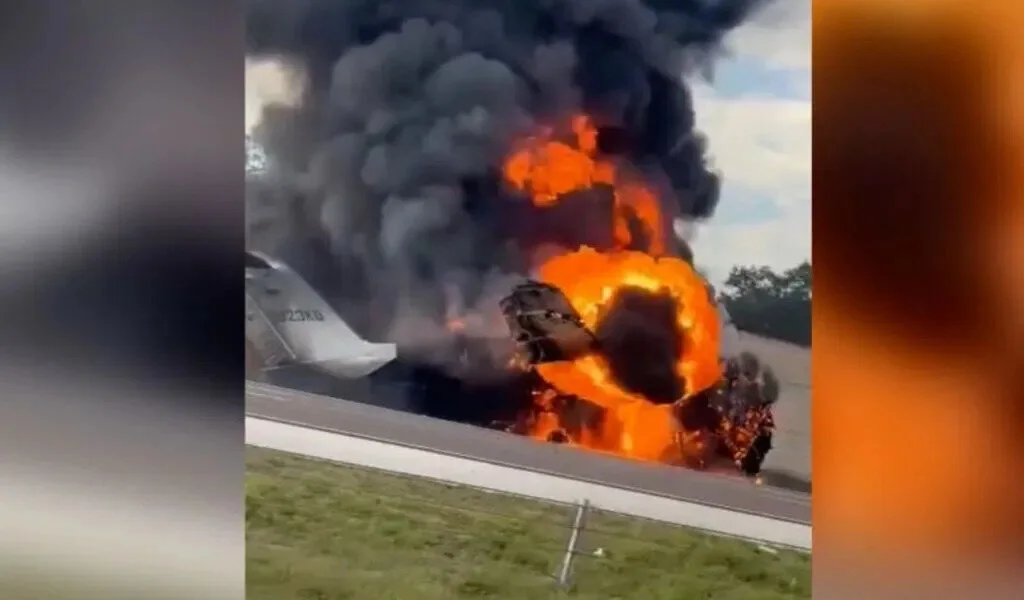 2 Killed In Naples Plane Crash Landing On I-75, Southbound Lanes Closed